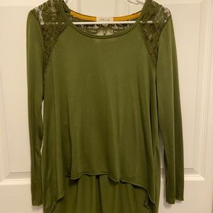 TAYLOR & SAGE Lace Back Long Sleeve Top